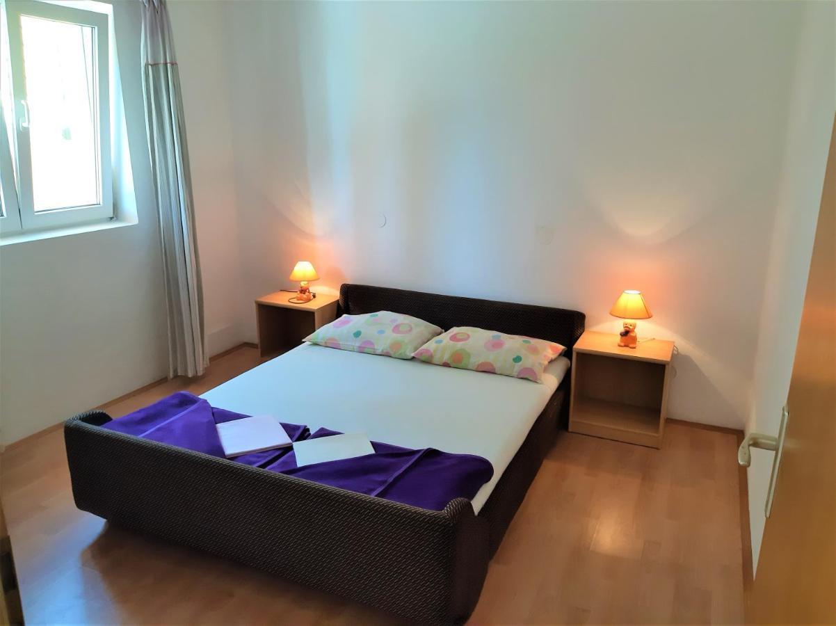 Cozy Apartments With Sea View Novi Vinodolski Buitenkant foto